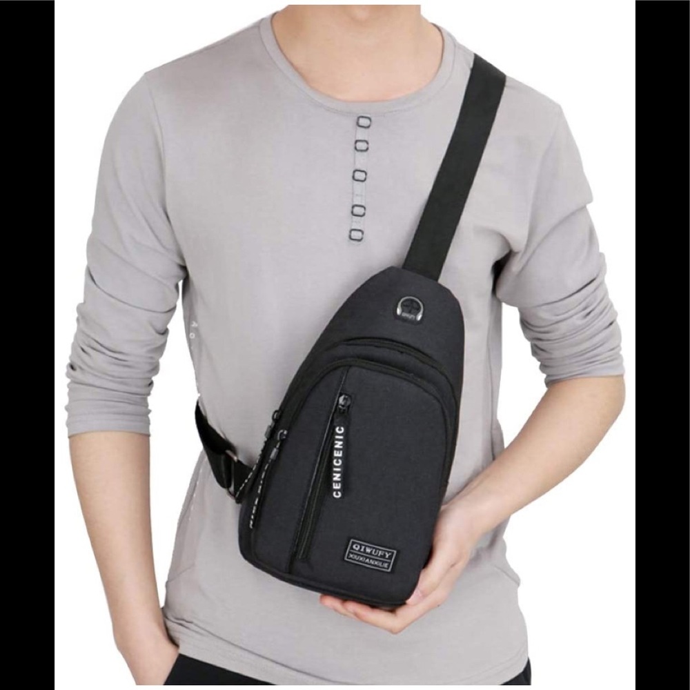 New Small Utility Activity Front or Back Bag - Picture 3 of 4